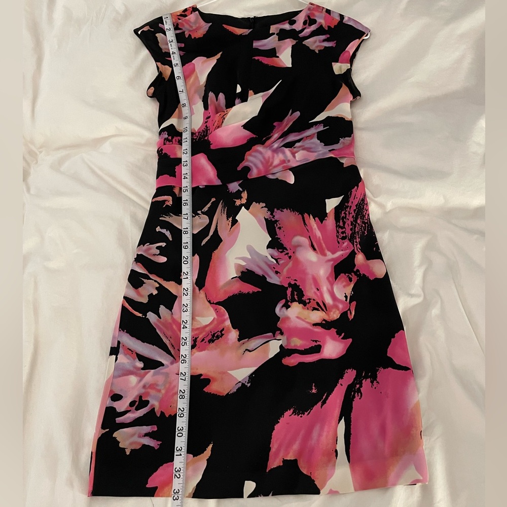 Beautiful Ann Taylor 100% Silk Sheath Dress (Amazing quality!)